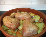 Foto del paso 5 de la receta: Pollo al horno con patatas de la abuela Dora