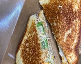 A picture of step 2 of Chicken sandwich.