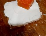 A picture of step 2 of Fruit Sando / Fruit Sandwich.