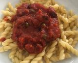 A picture of step 5 of Pasta puttanesca.