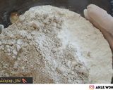 صورة لخطوة 1 من وصفة معمول الدخن الهش بطريقة سهلة ومضمونة