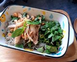 Hình bước làm 2 của món Miến gà trộn