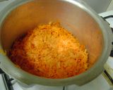 A picture of step 2 of Gajar Ka Halwa.