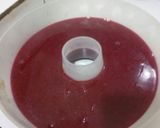 Foto langkah ke 3 dari resep Puding buah naga.