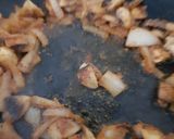A picture of step 3 of Chilli Mushrooms & Bell Peppers 😁.