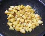 A picture of step 2 of Apple Crumble.