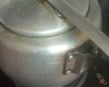 A picture of step 3 of Sweet yellow rice.