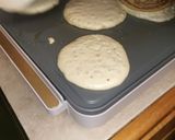 A picture of step 3 of Yummy pancakes.