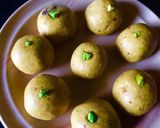 A picture of step 6 of Besan ladoo.