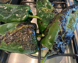 Foto del paso 1 de la receta: Chile relleno de atún con salsa de pimiento