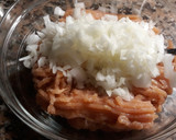 Foto del paso 1 de la receta: Hamburguesas de pollo con cebolla y toque de salsa de soja