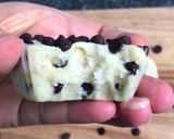 รูปขั้นตอนการทำที่ 3 ของ Banana Chocolate Chip Ice Cream Bites