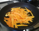 Foto del paso 2 de la receta: Tortilla francesa con zanahoria