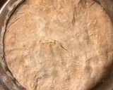 Φωτογραφία βήματος 2 της συνταγής Homemade Pizza 🍕😋 πίτσα