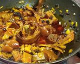 A picture of step 3 of Efo riro (Yoruba style).