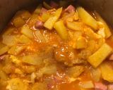 Paprikás krumpli virslivel és nokedlivel recept fázis 5 fotója