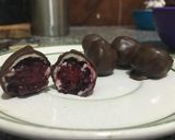 Foto del paso 6 de la receta: Bombones de Frambuesa y dos chocolates