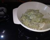 A picture of step 1 of Lauki ke kofte.