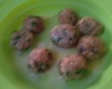 A picture of step 7 of Meat balls in sauce.