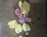 Foto langkah ke 2 dari resep Sup Ayam Simple.