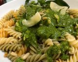 A picture of step 6 of Pesto pasta (chicken version).