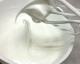 A picture of step 8 of Jiggly Soufflé Cheesecake.