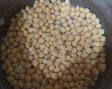 A picture of step 2 of Mango Chutney Chaat.