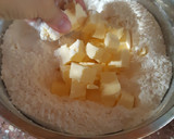Foto del paso 1 de la receta: Alfajores sablee (bañados en chocolate, c/ crocante de maní)