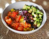 Foto del paso 4 de la receta: Chili de frijoles con arroz 🥑🍅🧅