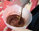 Foto del paso 4 de la receta: Magdalenas de chocolate rellenas de chocolate blanco