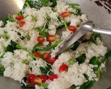 รูปขั้นตอนการทำที่ 4 ของ ข้าวผัดเกลือ(เจ)