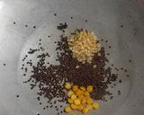A picture of step 3 of Dry Potato Curry (suki bhaji).