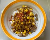 รูปขั้นตอนการทำที่ 7 ของ ข้าวหน้าหมูสับผัดข้าวโพด