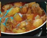 A picture of step 4 of Goalondo Chicken Steamer Curry.