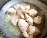 A picture of step 1 of Chicken Qorma 🍜.