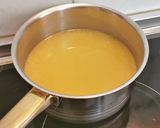 Foto del paso 3 de la receta: Fideuá Negra con Sepia y Cigalas