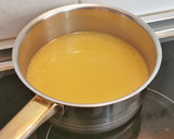 Foto del paso 3 de la receta: Fideuá Negra con Sepia y Cigalas