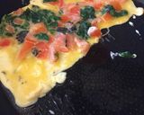 Foto del paso 4 de la receta: Rollo de Huevo de Tomate, Espinaca y Albahaca