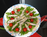 Foto del paso 5 de la receta: Boquerones en vinagre en ensalada de canónigos y cherries