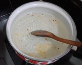 Foto langkah ke 2 dari resep Sup Bunga Telur Jagung Manis.