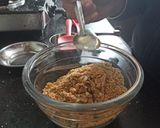 A picture of step 9 of Til gur ladoo.