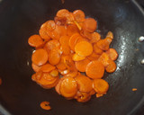 Foto del paso 4 de la receta: Guarnición de setas y zanahorias en aros