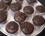 ચોકલેટ કપ કેક (Chocolate Cup Cake Recipe In Gujarati) રેસીપી સ્ટેપ5ફોટો