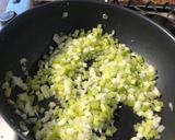 Foto del paso 2 de la receta: Pavo alcaparrado