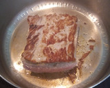 Foto del paso 3 de la receta: Lomo de cerdo en salsa con ciruelas pasas