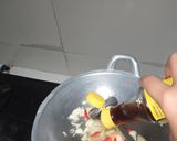 Foto langkah ke 2 dari resep Telur Ceplok Saus Sarden.