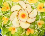 Hình bước làm 2 của món Salad táo sốt Mayonnaise