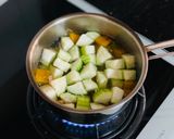 Hình bước làm 2 của món Canh Bí Đỏ Nấu Khoai Lang Mướp Thịt Heo