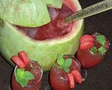 A picture of step 4 of Melon mujito.