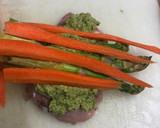 Foto del paso 3 de la receta: 247. Rollitos de pechuga con cebollitas (principal carne)